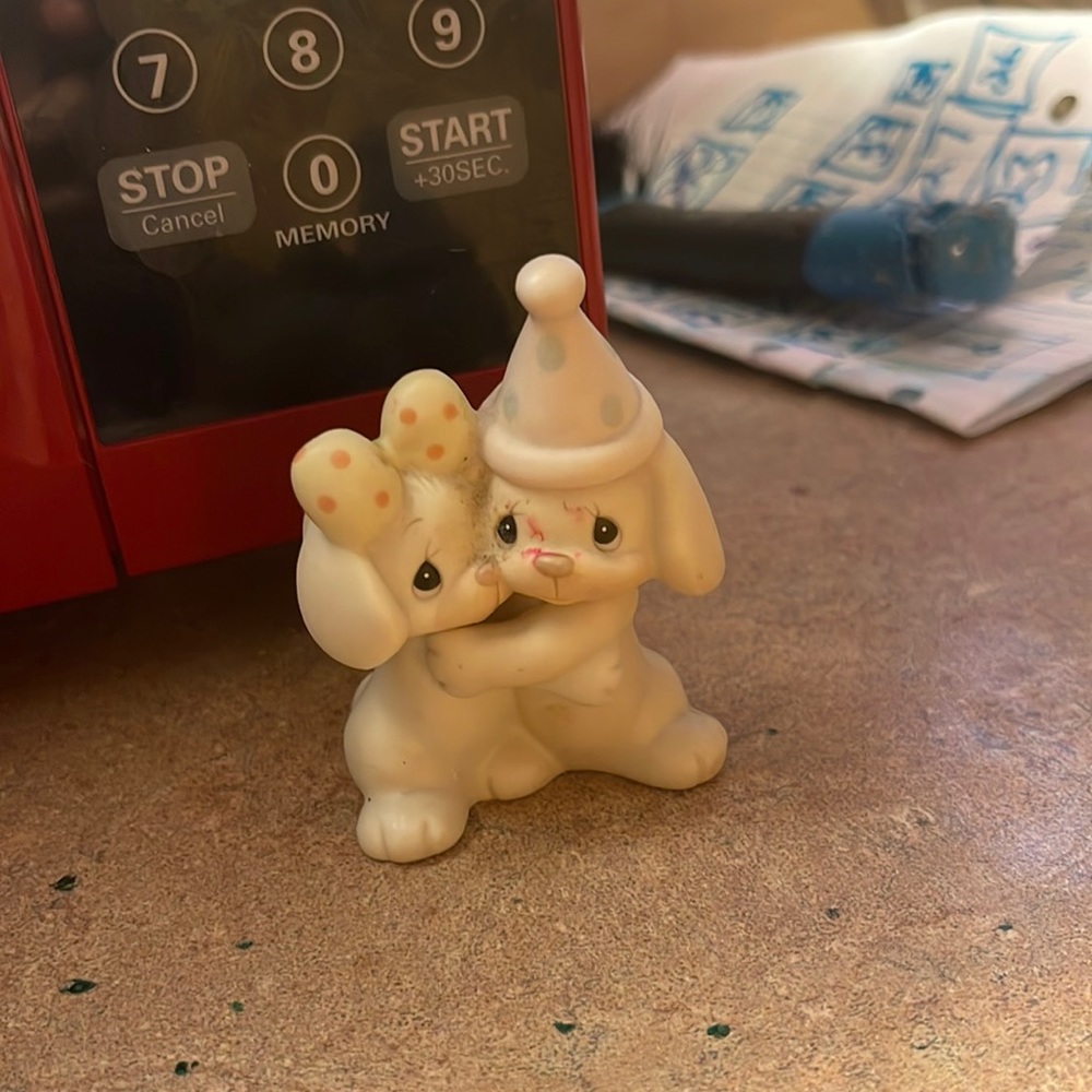 Really cute bunny statue